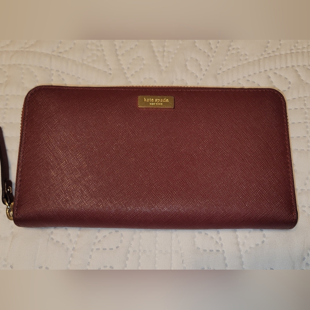 Kate Spade Burgundy Wallet
